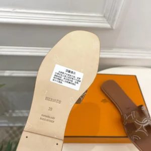 Hermes Women Oran sandal in "Panoplie Equestre" Embroidered Calfskin-Brown