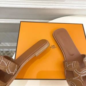 Hermes Women Oran sandal in "Panoplie Equestre" Embroidered Calfskin-Brown