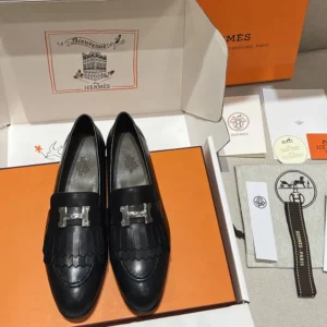 Hermes Women Royal Loafer in Goatskin-Black H181069Z