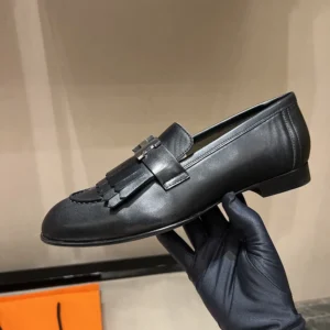 Hermes Women Royal Loafer in Goatskin-Black H181069Z