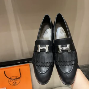 Hermes Women Royal Loafer in Goatskin-Black H181069Z