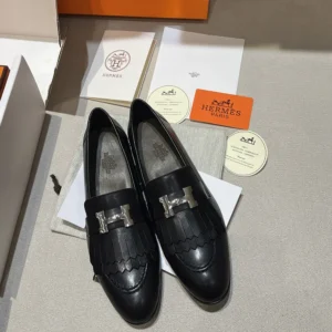 Hermes Women Royal Loafer in Goatskin-Black H181069Z
