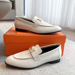 Hermes Women Royal loafer in Calfskin-White H221270Z