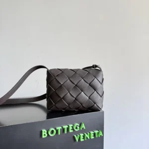 Bottega Veneta Unisex Diago-Bordeaux 795637V4FV12116