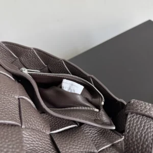 Bottega Veneta Unisex Diago-Bordeaux 795637V4FV12116