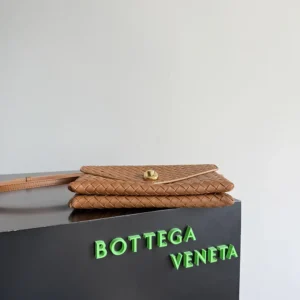 Bottega Veneta Women Knot Lock-Brown 817191V08Z02599