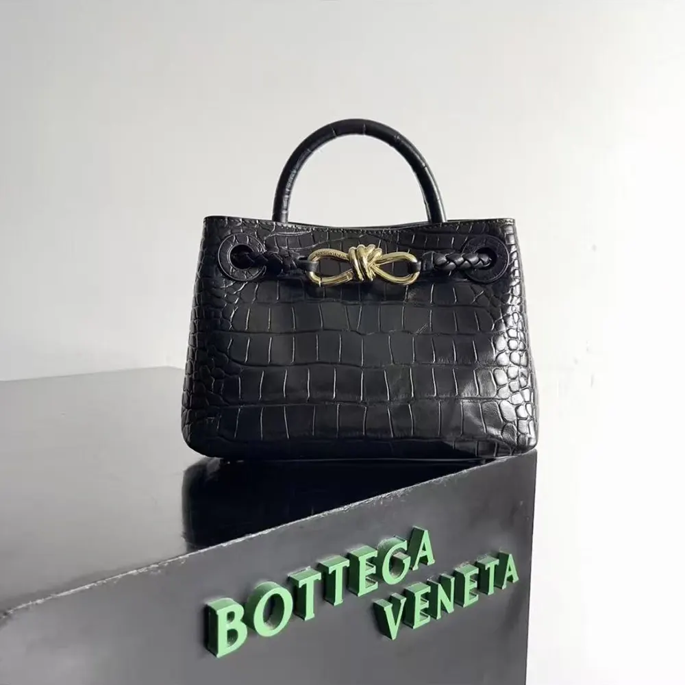 Bottega Veneta Women Small Andiamo Crocodile Leather Top Handle Bag-Black