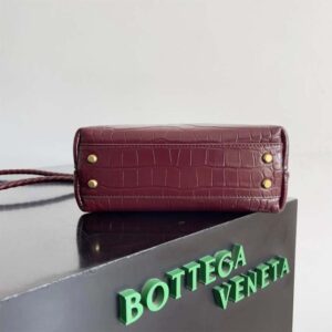 Bottega Veneta Women Small Andiamo Crocodile Leather Top Handle Bag-Red