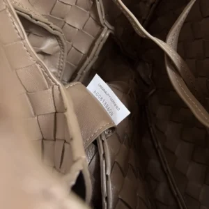 Bottega Veneta Women Small Campana-Chocolate 854248V4SC02360