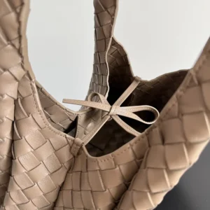 Bottega Veneta Women Small Campana-Chocolate 854248V4SC02360