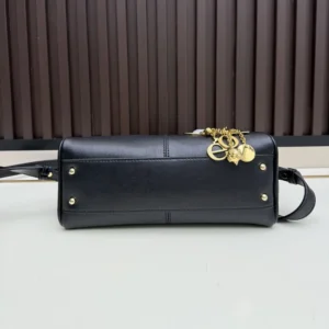 Chloe Women Small Chloé Bowling Bag In Soft Leather-Black