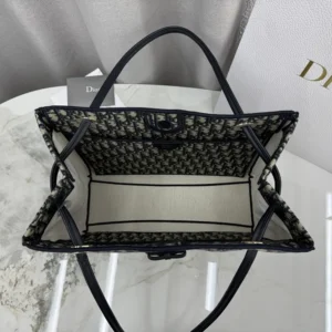 Dior Women Medium Shopping Bag Blue Dior Oblique Jacquard M1409OTZQ
