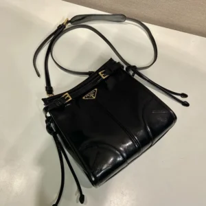 Prada Women Bonnie Leather Mini Shoulder Bag-Black 1BH229