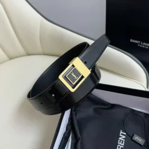 Saint Laurent YSL Women La 66 Buckle Belt in Lacquered Leather-Black