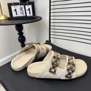 Burberry Unisex Check Suede Urchin Sandals 81188891