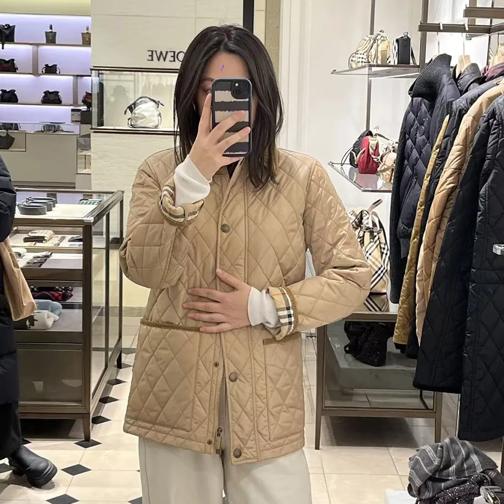 Burberry Women Quilted Nylon Barn Jacket 81074641