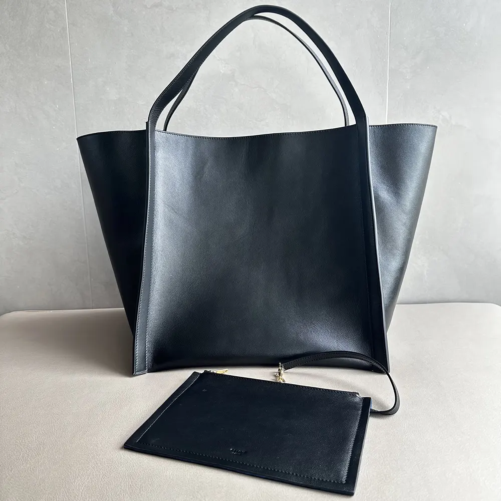 Celine Women Medium Cube Bag In Supple Calfskin-Black