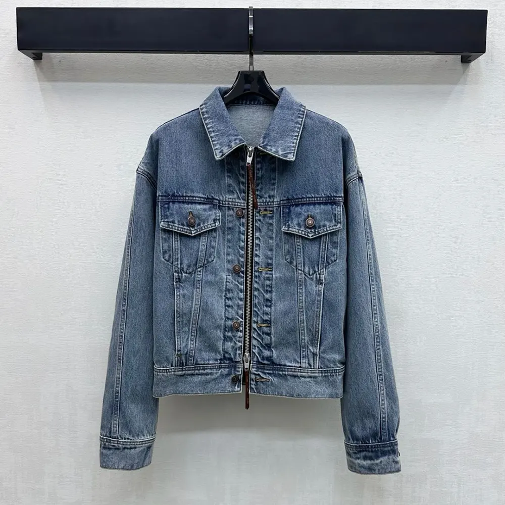Celine Women Trucker Jacket in Denim RV0ZW930F