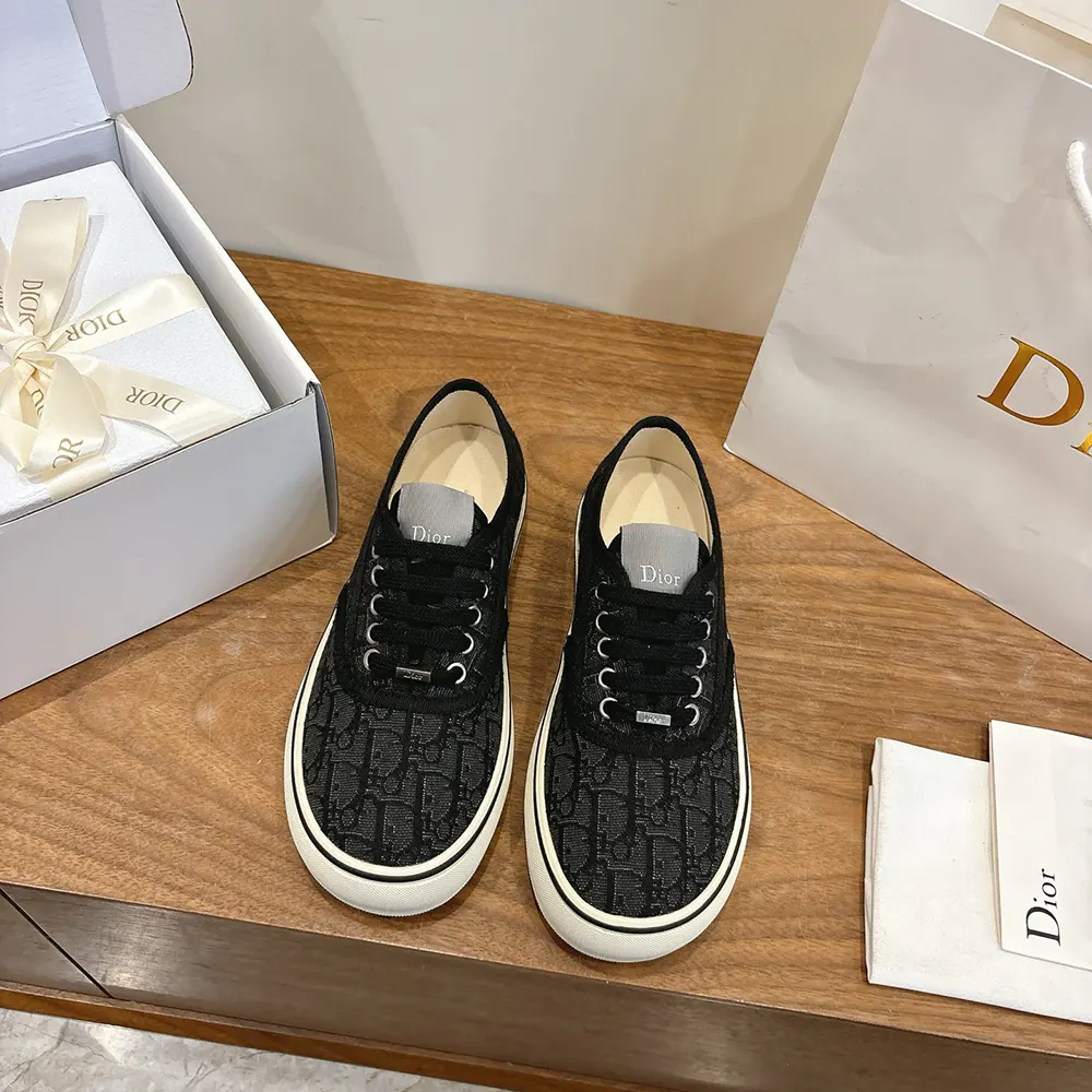 Dior Unisex Saltwind Sneaker Black Dior Oblique Jacquard 3SN348ZSA