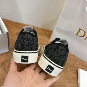 Dior Unisex Saltwind Sneaker Black Dior Oblique Jacquard 3SN348ZSA