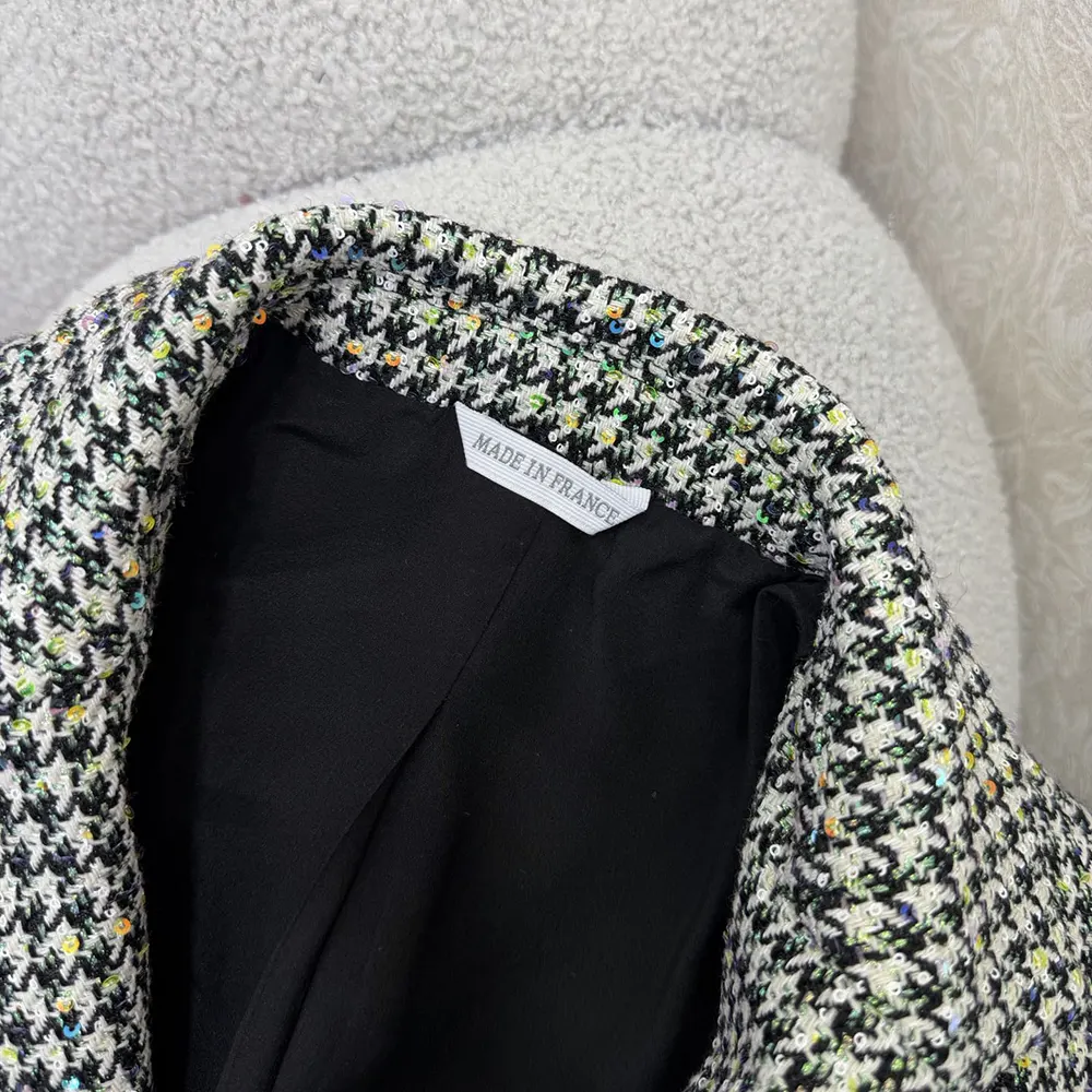 Dior Women Bar Jacket Black and White Houndstooth Virgin Wool Blend with Multicolor Sequins 8 Dior Women Bar Jacket Black and White Houndstooth Virgin Wool Blend with Multicolor Sequins