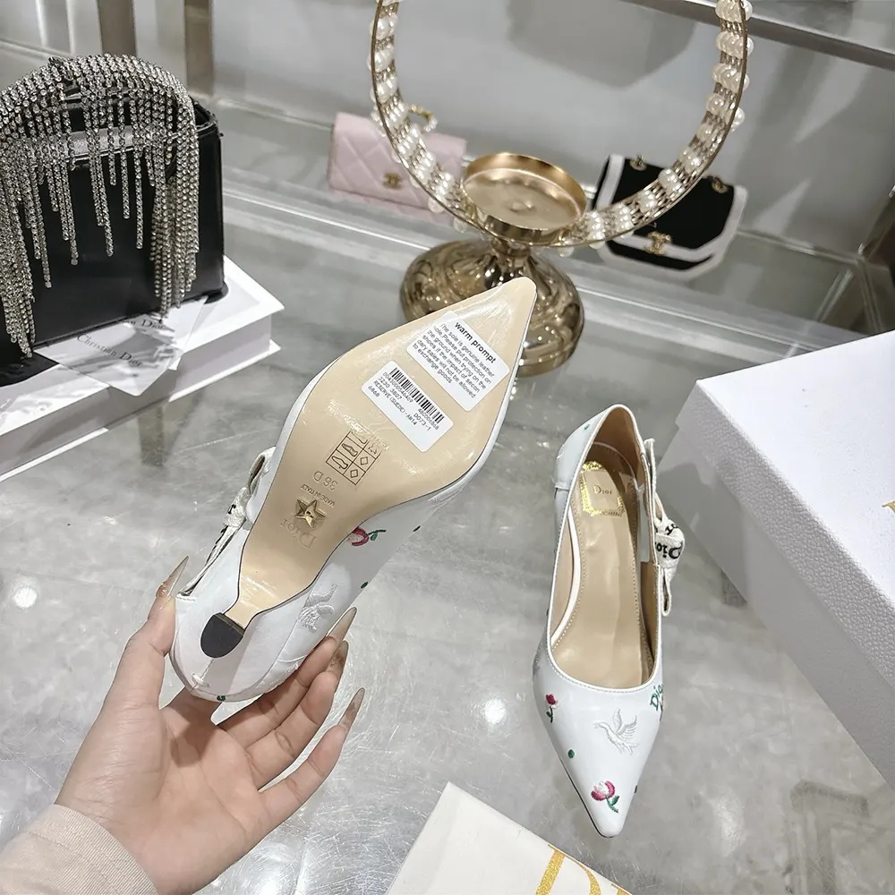 Dior Women Dioramour J'Adior Pump White Lambskin Embroidered with Multicolor Doves & Roses Motif 10 Dior Women Dioramour J'Adior Pump White Lambskin Embroidered with Multicolor Doves & Roses Motif