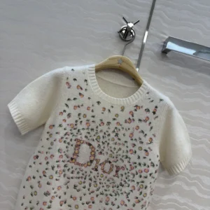 Dior Women Short-Sleeved Embroidered Sweater Multicolor Daisy Garden Cashmere Knit