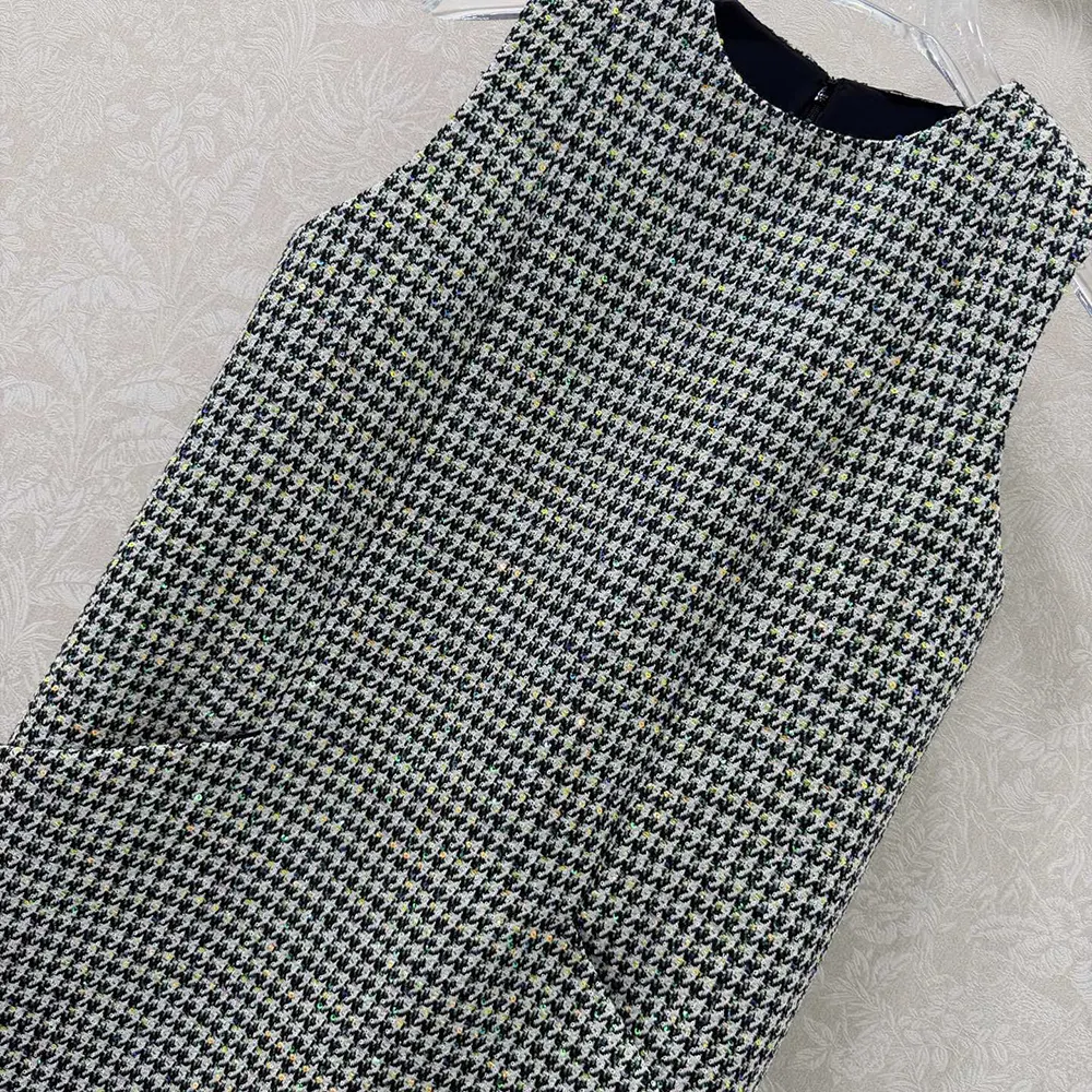 Dior Women Straight Dress Black and White Houndstooth Virgin Wool Blend with Multicolor Sequins 5 Dior Women Straight Dress Black and White Houndstooth Virgin Wool Blend with Multicolor Sequins