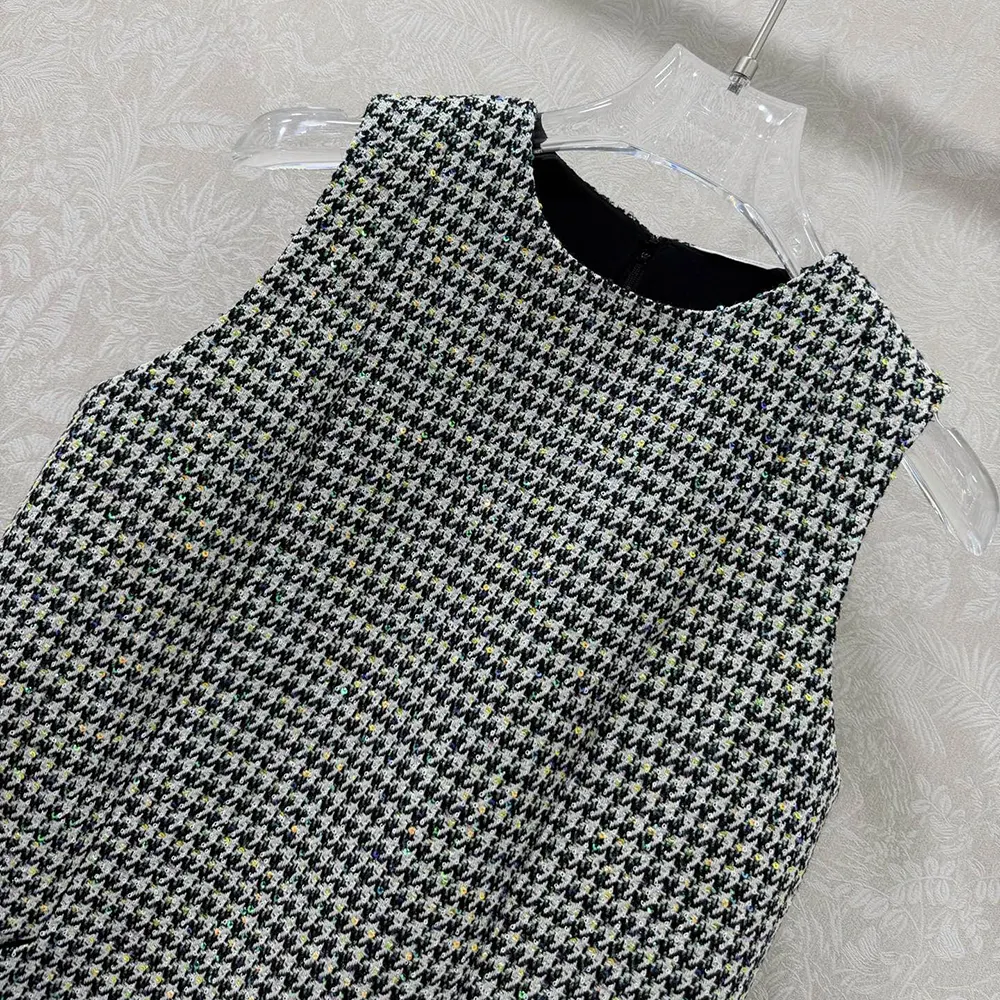 Dior Women Straight Dress Black and White Houndstooth Virgin Wool Blend with Multicolor Sequins 4 Dior Women Straight Dress Black and White Houndstooth Virgin Wool Blend with Multicolor Sequins