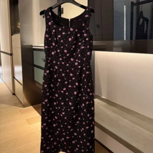 Dolce Gabbana D&G Women Carnations-Print Sheath Dress