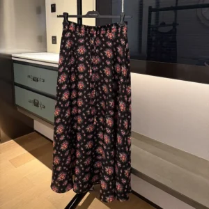 Dolce Gabbana D&G Women Floral-Print Straight Skirt F4DBNTFSA