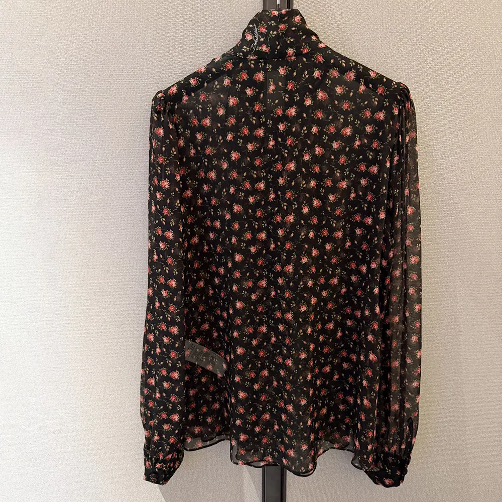 Dolce Gabbana D&G Women Small Rose-Print Chiffon Top 3 Dolce Gabbana D&G Women Small Rose-Print Chiffon Top