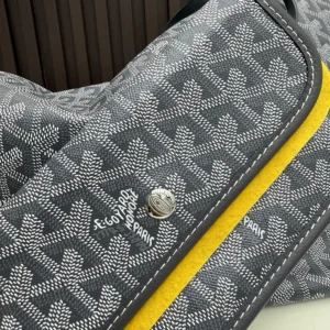 Goyard Unisex Saint Louis Gm Bag-Grey STLCROGMLTY51CL51P