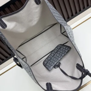 Goyard Unisex Saint Louis Gm Bag-Grey STLCROGMLTY51CL51P