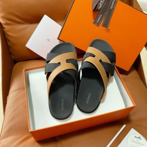 Hermes Unisex Kazimir Sandal-Brown/Black H251975ZHA3395