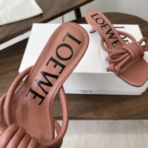 Loewe Women Flamenco Knot Sandal in Lambskin-Pink LLSP465X10