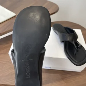 Loewe Women Toggle Flat Sandal in Shiny Smoot Calfskin-Black L815465XB9