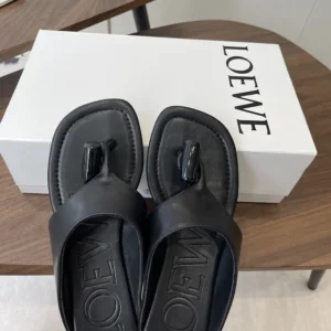 Loewe Women Toggle Flat Sandal in Shiny Smoot Calfskin-Black L815465XB9