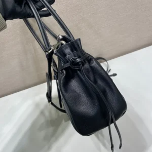 Prada Women Bonnie Medium Antiqued Leather Tote Bag-Black 1BG6282HF2
