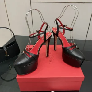 Valentino Women Crasher Platform Pumps in Kidskin 145MM-Black