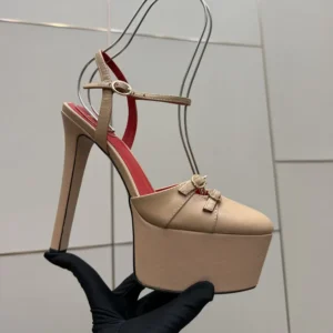 Valentino Women Crasher Platform Pumps in Kidskin 145MM-Pink