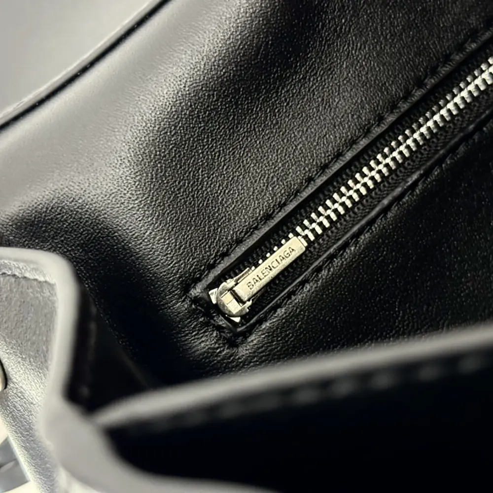 Balenciaga Women Rodeo Handbag Small In Black Smooth Calfskin Aged-Silver Hardware 5 Balenciaga Women Rodeo Handbag Small In Black Smooth Calfskin Aged-Silver Hardware