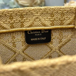 Dior Women Large Dior Book Tote Natural Raffia-Effect Cannage Embroidery M1349OEQY