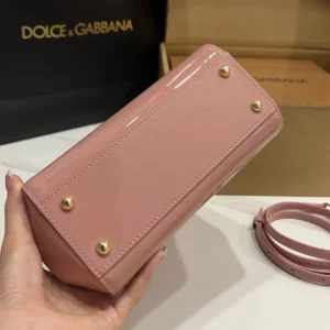 Dolce Gabbana D&G Women Small Sicily Handbag in Patent Leather-Pink