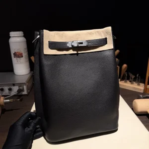 Hermes Unisex Togo So Kelly 22 Palladium Hardware-Black