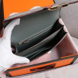 Hermes Women Constance 18 Matte Alligator Gris Cement-Grey