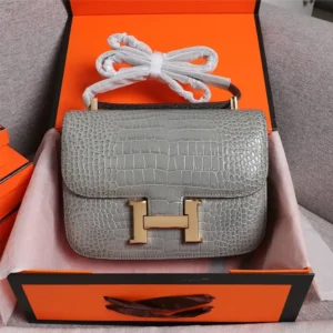 Hermes Women Constance 18 Matte Alligator Gris Cement-Grey