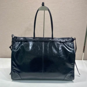 Prada Unisex Bonnie Leather Tote Bag 2VG1282CYR