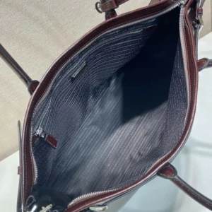 Prada Unisex Bonnie Leather Tote Bag-Burgundy 2VG1282CYR