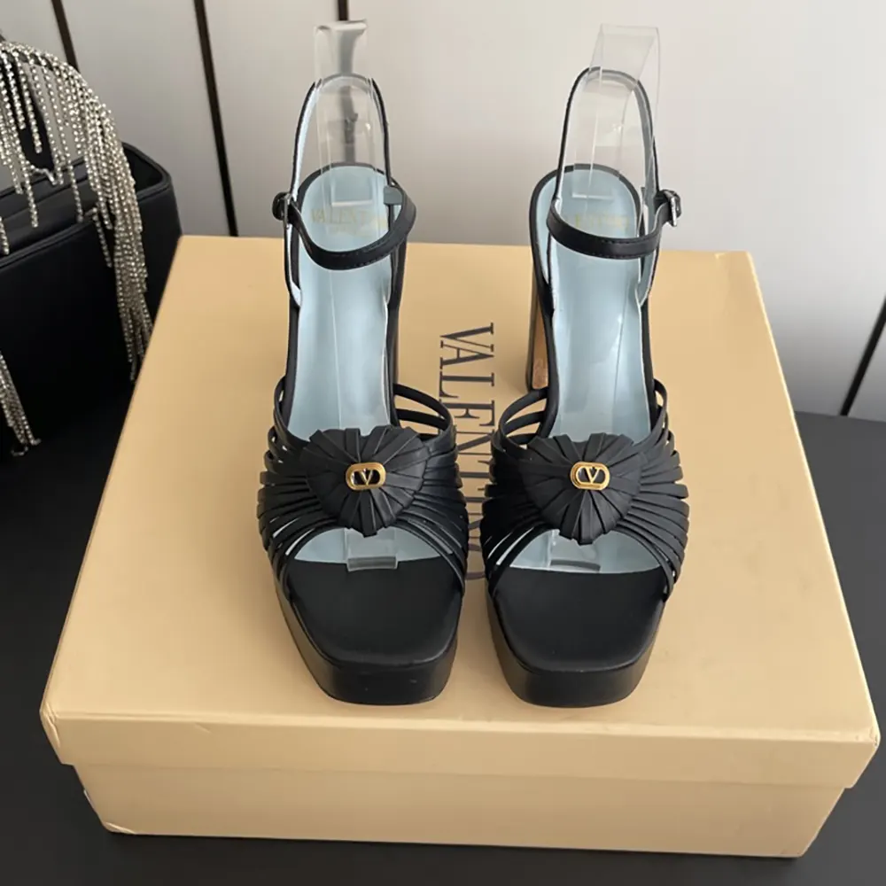 Valentino Women Coeur Royal Platform Sandal in Kidskin 115mm-Black